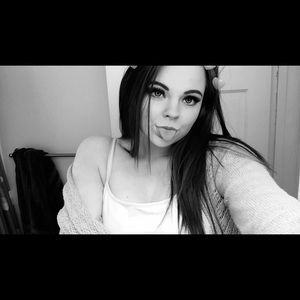 Meet your Posher, Hailee